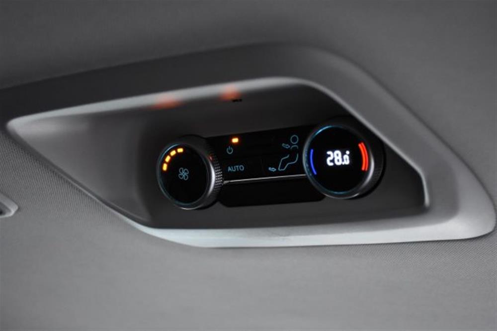 Tourneo Custom Tourneo Custom 320 2.0 EcoBlue 150C