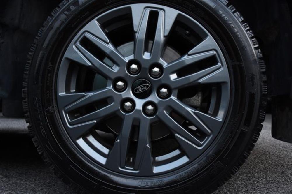 Tourneo Custom Tourneo Custom 320 2.0 EcoBlue 150C