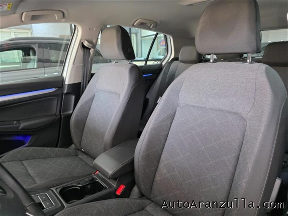 Golf Golf 8 2.0 TDI 150CV SCR