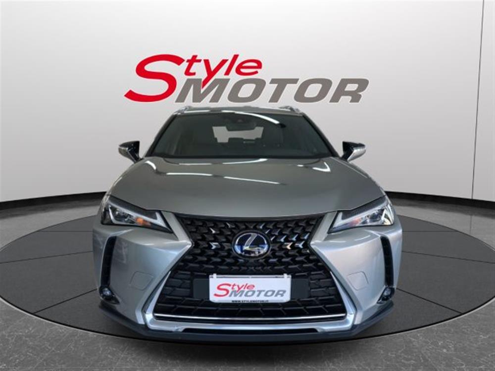 UX 250h UX 250h Hybrid 2WD Business