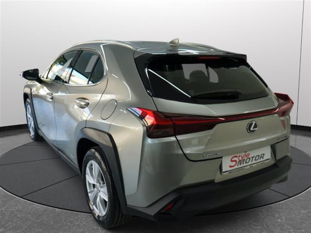 UX 250h UX 250h Hybrid 2WD Business