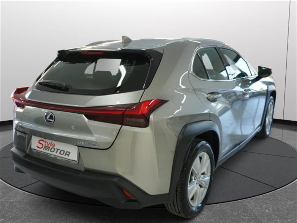 UX 250h UX 250h Hybrid 2WD Business