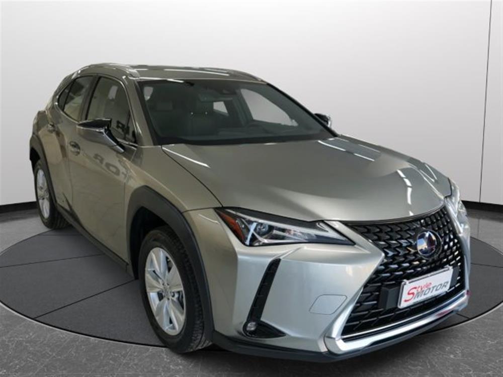 UX 250h UX 250h Hybrid 2WD Business