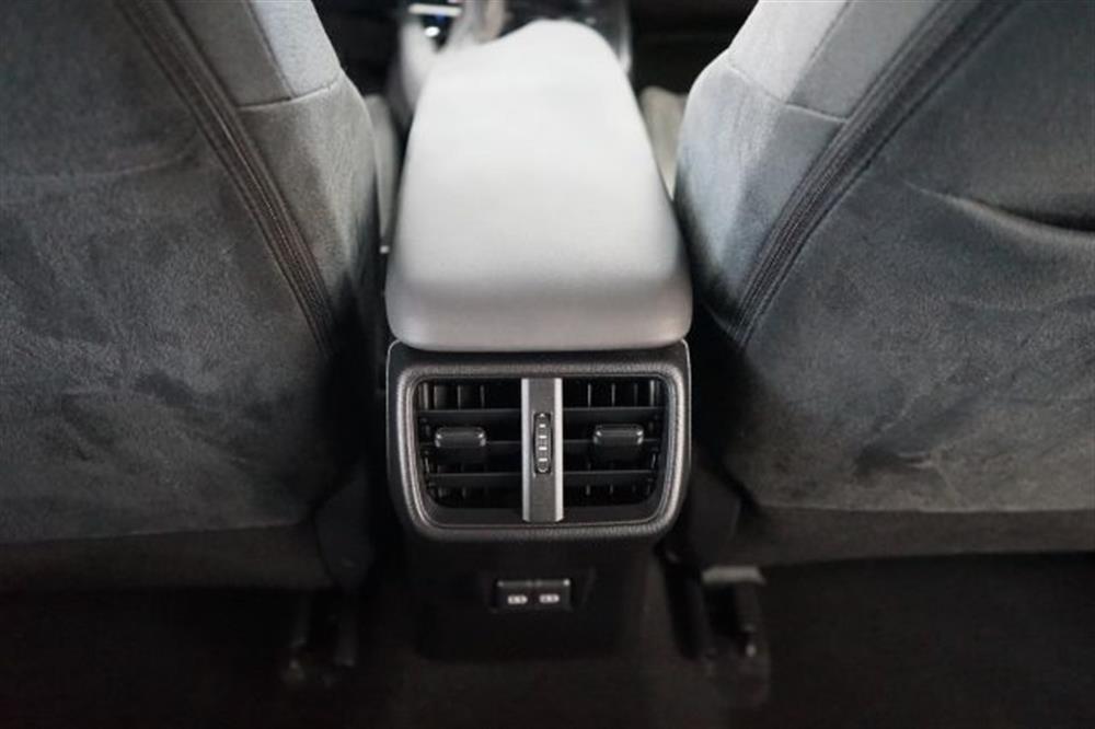 UX 250h UX 250h Hybrid 2WD Business