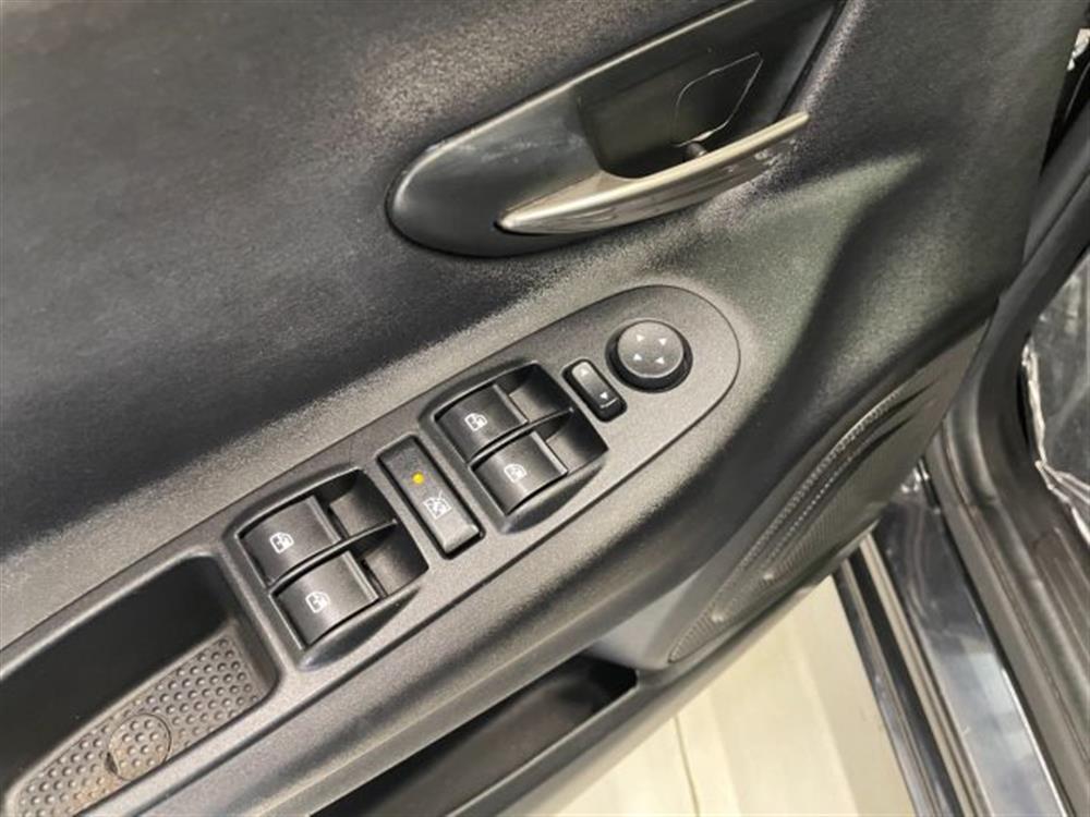 Ypsilon Ypsilon 1.2 Gold 5P Manuale