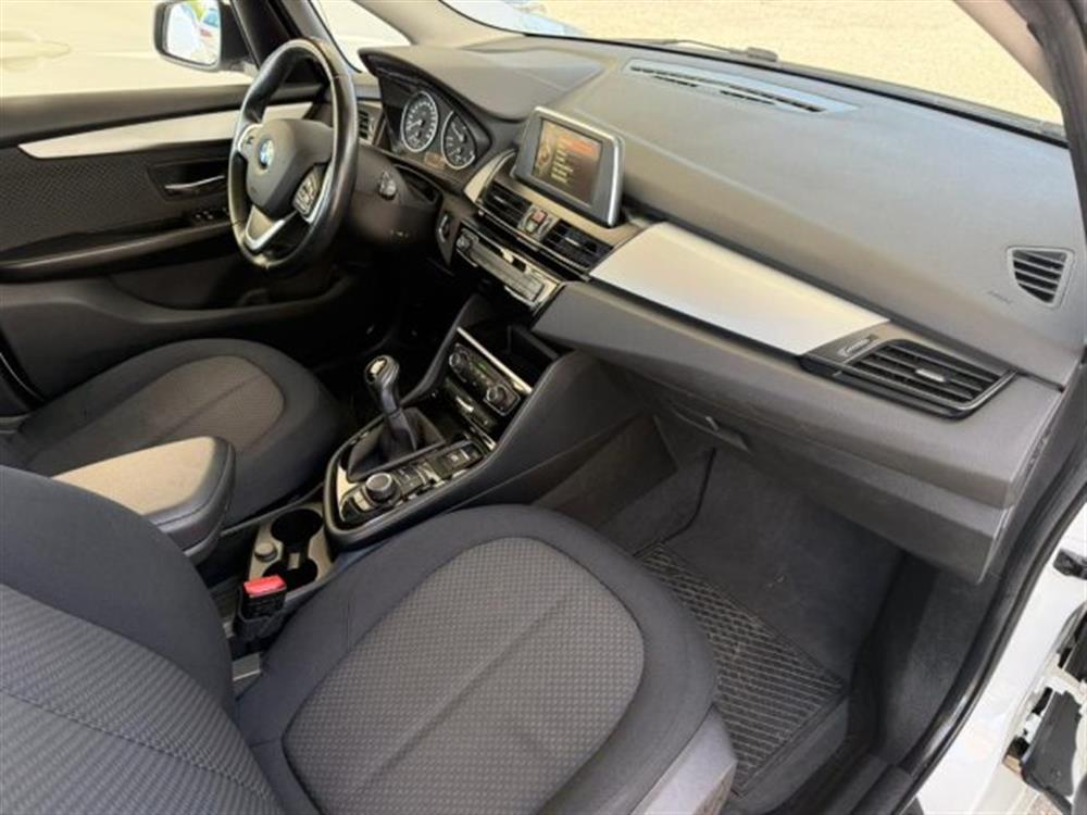 214 214 d Active Tourer NEOP