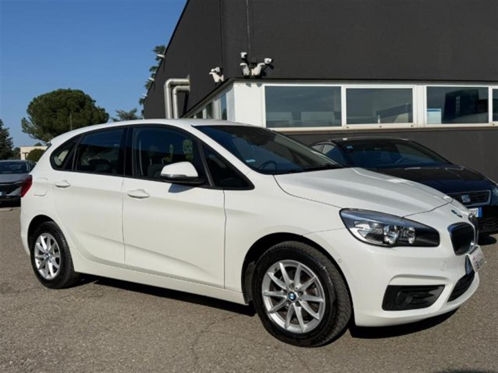 214 214 d Active Tourer NEOP