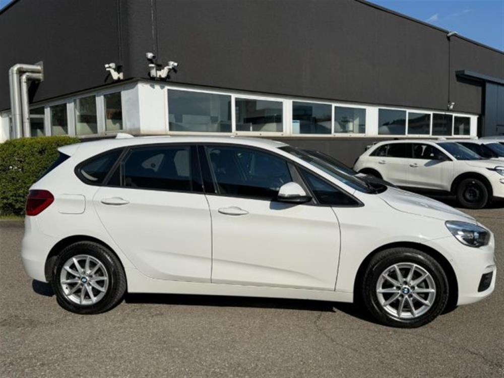 214 214 d Active Tourer NEOP