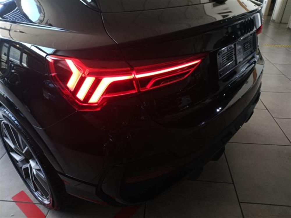 Q3 Q3 SPB 40 TDI quattro S