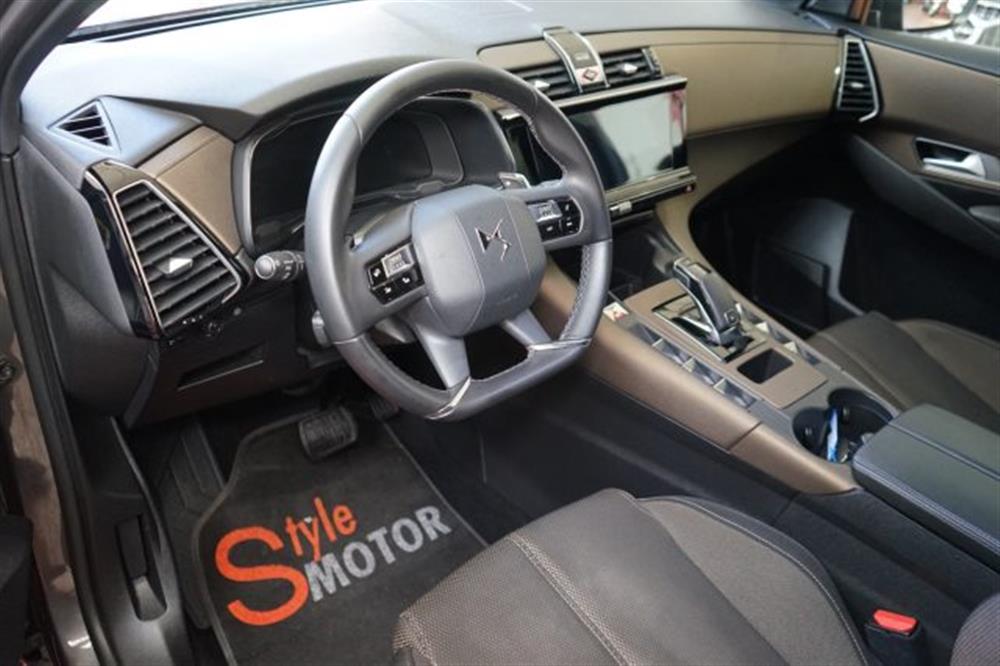 DS 7 Crossback DS 7 Crossback BlueHDi 130 aut. Bus