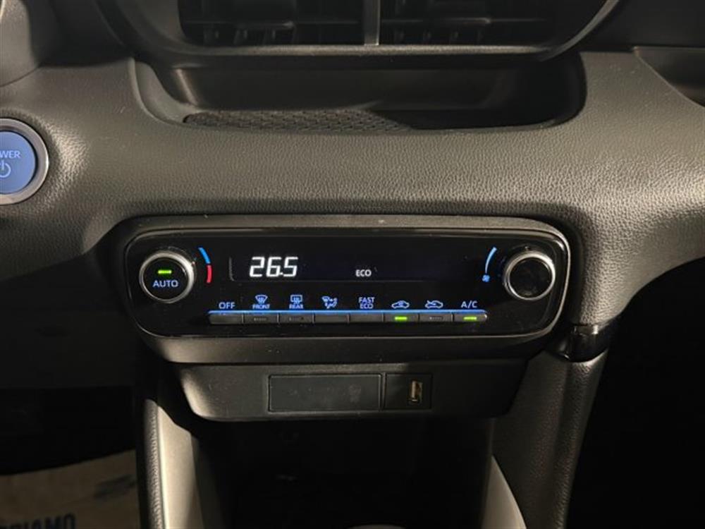 Yaris Yaris 1.5 Hybrid 5 porte T