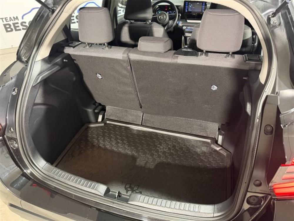 Yaris Yaris 1.5 Hybrid 5 porte T