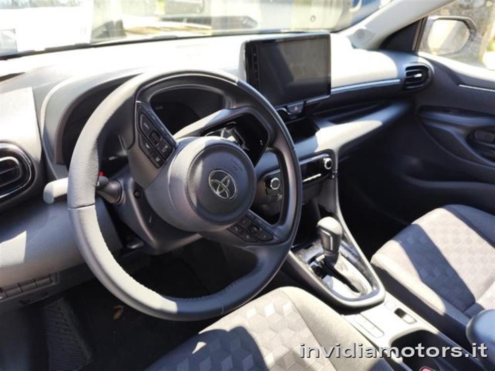Yaris Yaris 1.5 Hybrid 5p SOLO 2