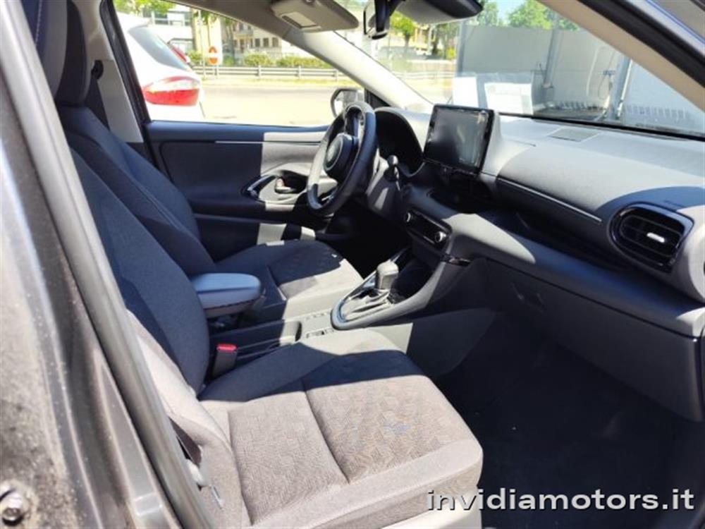 Yaris Yaris 1.5 Hybrid 5p SOLO 2