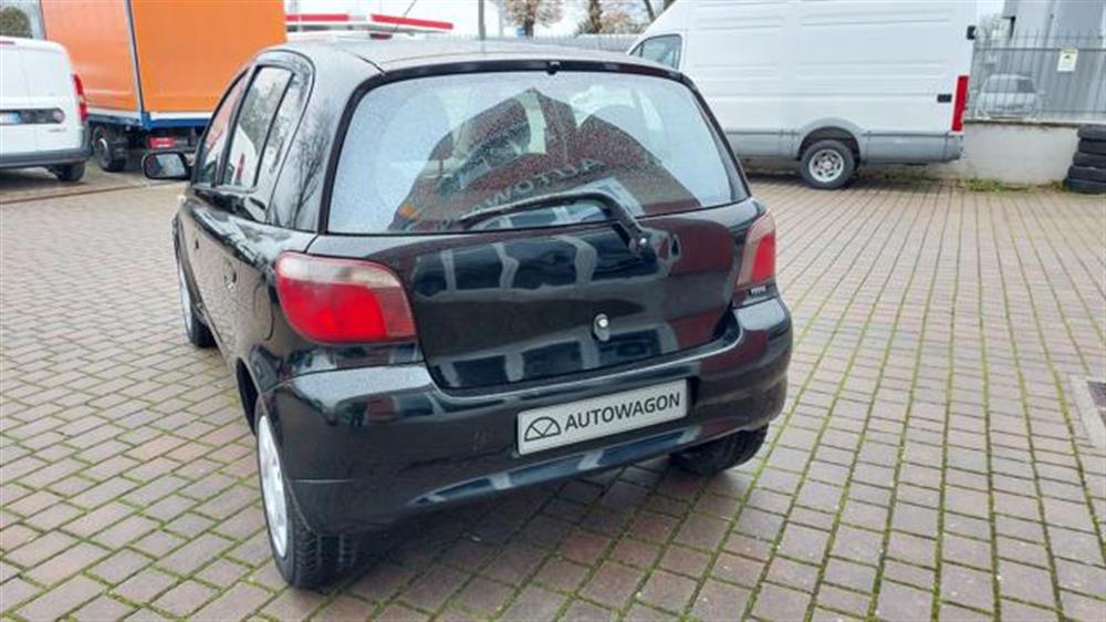 Yaris Yaris 1.0i 16V cat 5 porte
