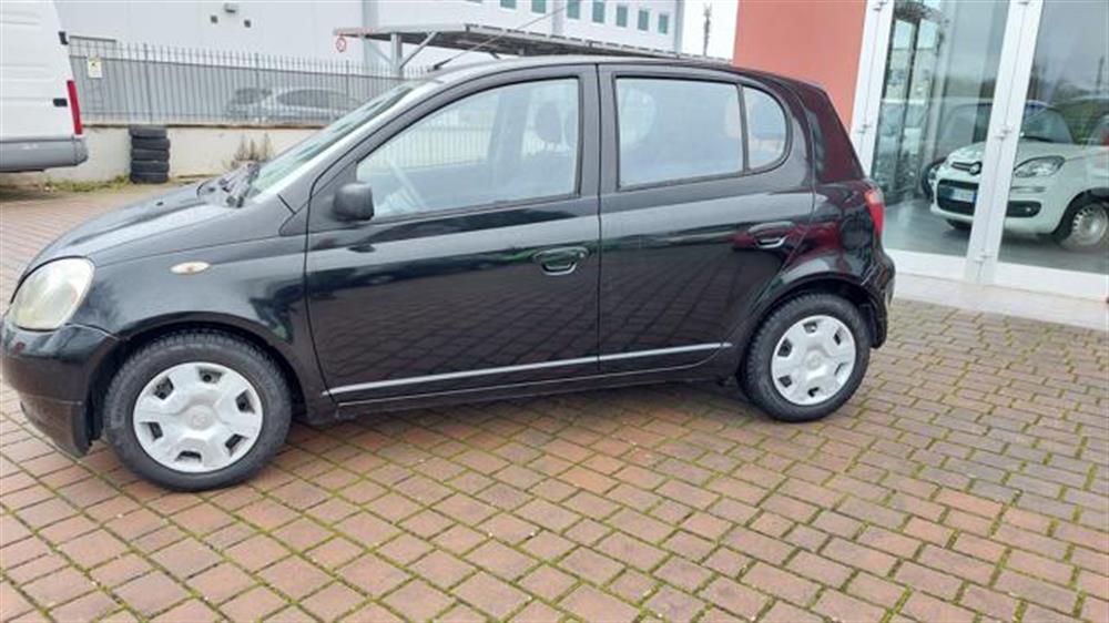Yaris Yaris 1.0i 16V cat 5 porte