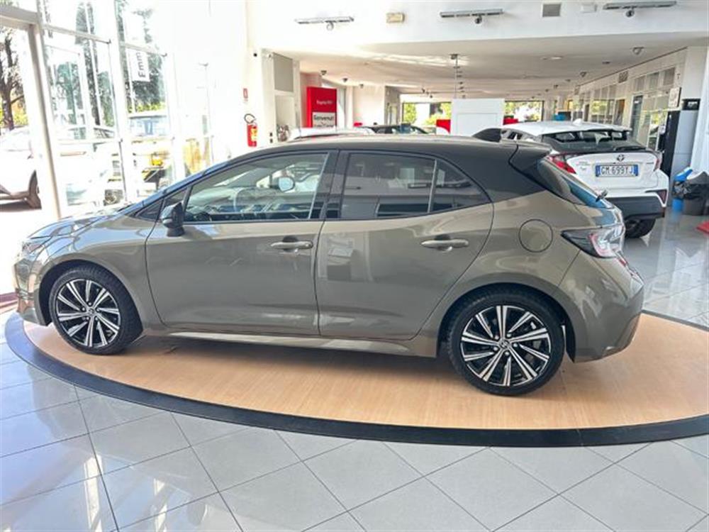 Corolla Corolla Hybrid Style 2.0