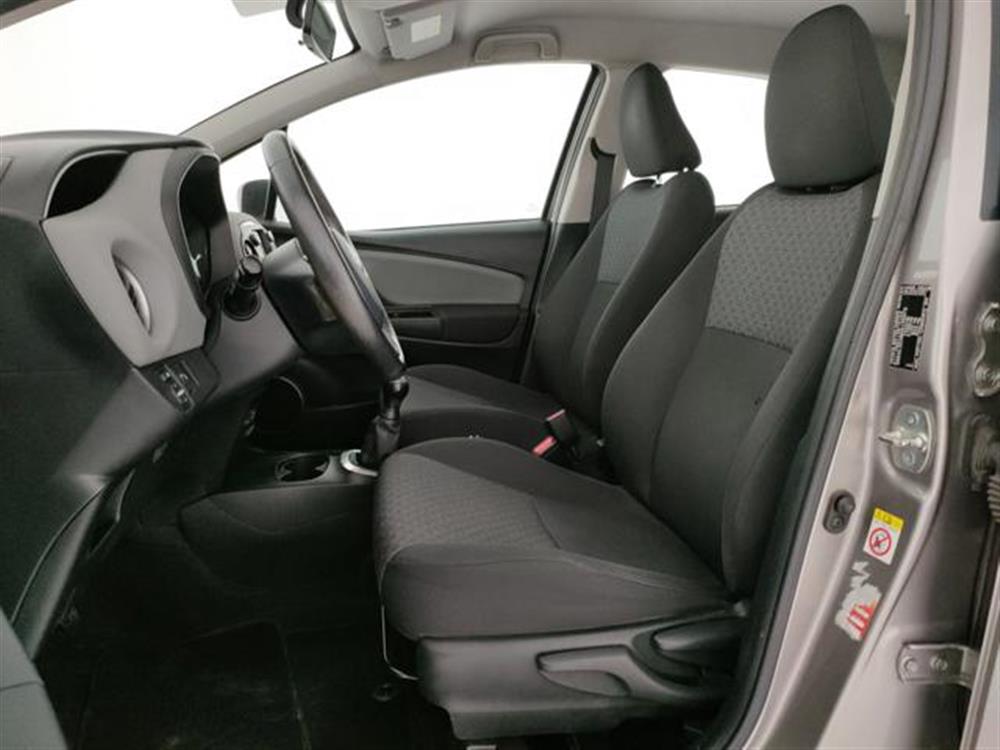 Yaris Yaris 1.0 5 porte Lounge