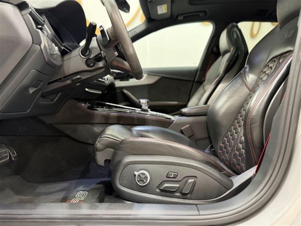 RS4 RS4 TFSI Avant Full Opti