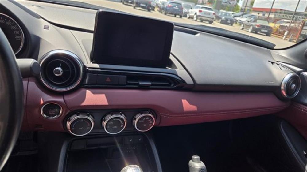 MX-5 MX-5 1.5L Skyactiv-G Poly