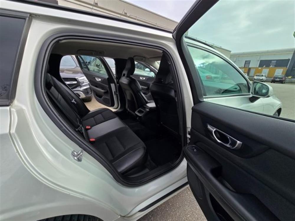 V60 V60 D3 Business IVA ESPO