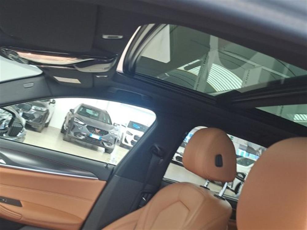 530 530 d 48V Touring Msport
