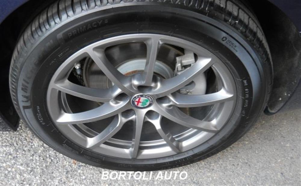 Giulia Giulia 2.2 TD 80.000 KM BU
