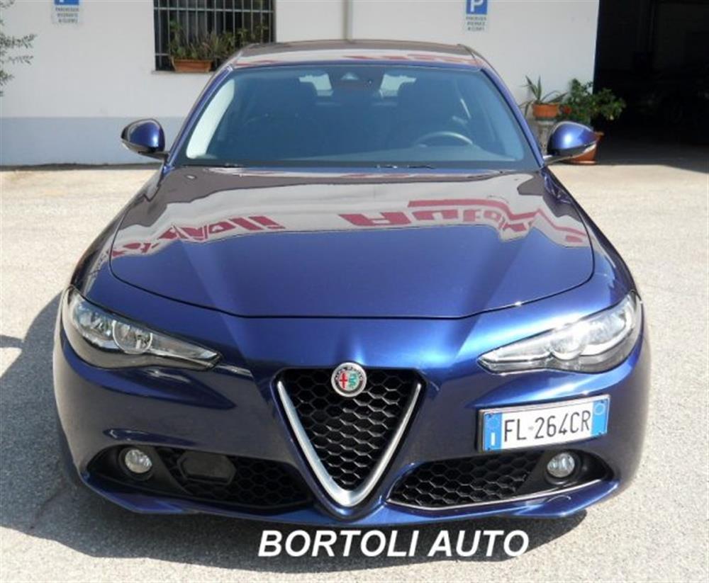 Giulia Giulia 2.2 TD 80.000 KM BU