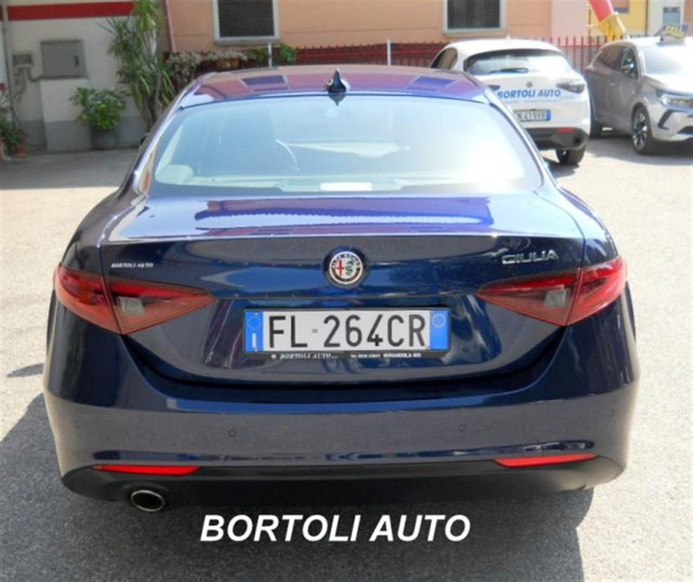 Giulia Giulia 2.2 TD 80.000 KM BU