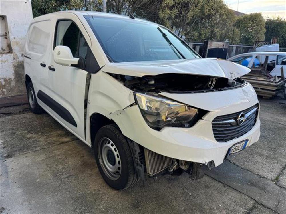 Combo Combo 3 POSTI 1.5 D 100CV