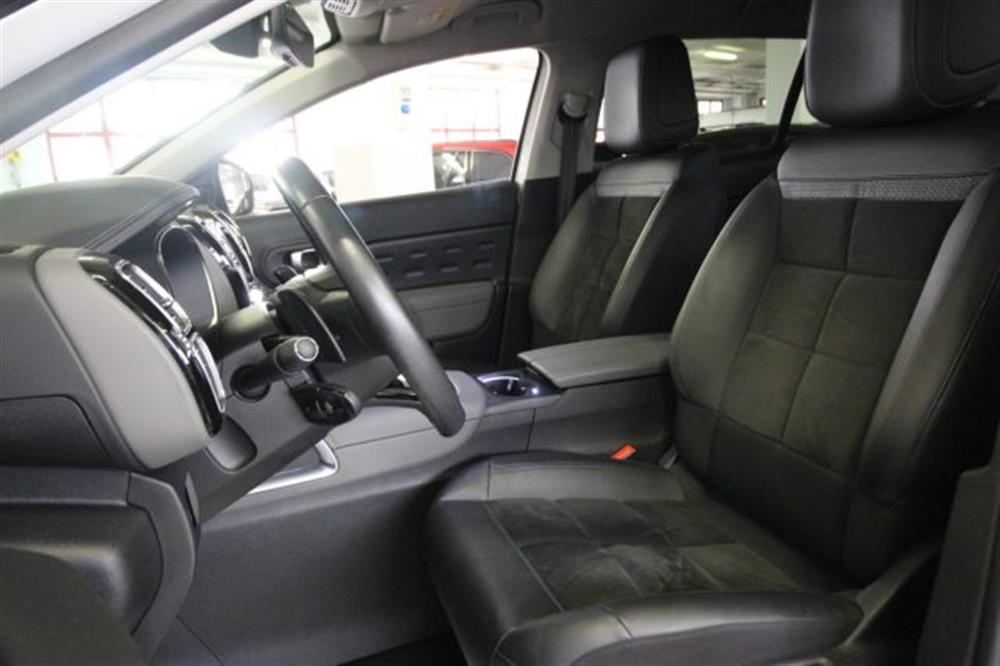 C5 Aircross C5 Aircross Hybrid 225 e-EAT8 Sh
