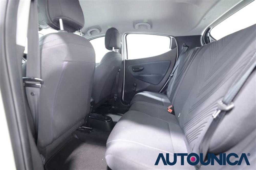 Ypsilon Ypsilon 1.0 FIREFLY 5 PORTE