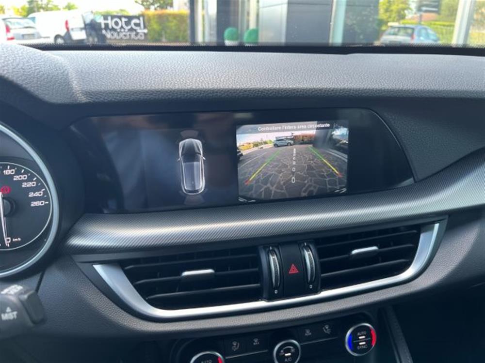 Stelvio Stelvio Q4 2.2 TURBODIESEL 1