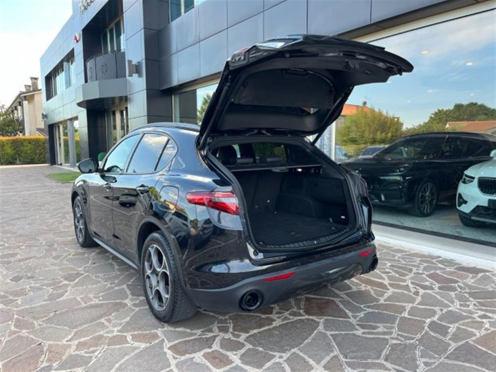 Stelvio Stelvio Q4 2.2 TURBODIESEL 1