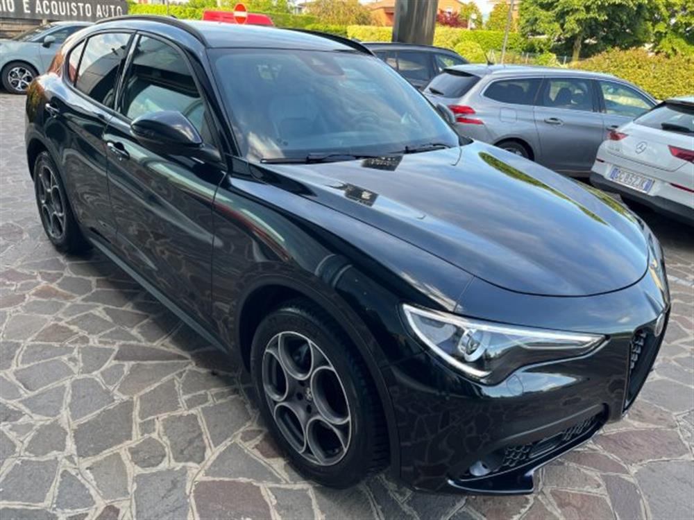 Stelvio Stelvio Q4 2.2 TURBODIESEL 1