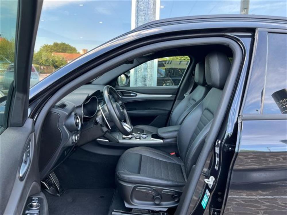 Stelvio Stelvio Q4 2.2 TURBODIESEL 1
