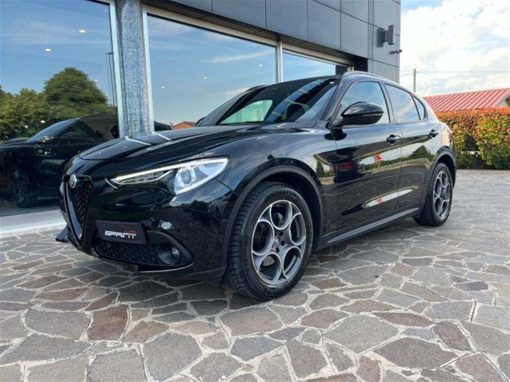 Stelvio Stelvio Q4 2.2 TURBODIESEL 1