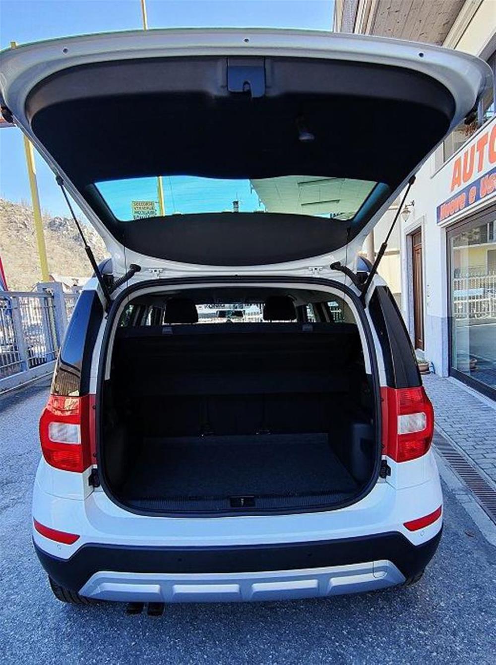 Yeti Yeti OUTDOOR 2.0 TDI AMBI