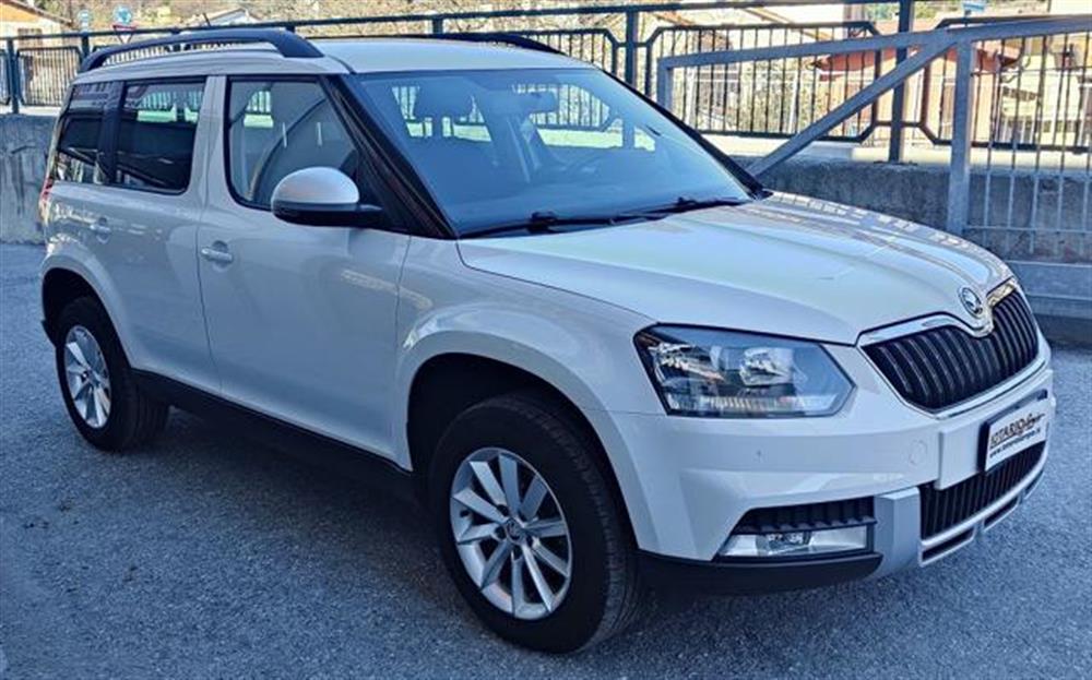 Yeti Yeti OUTDOOR 2.0 TDI AMBI