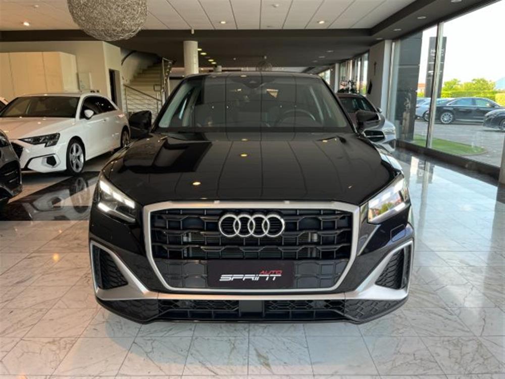 Q2 Q2 35 TFSI 150CV S-TRON