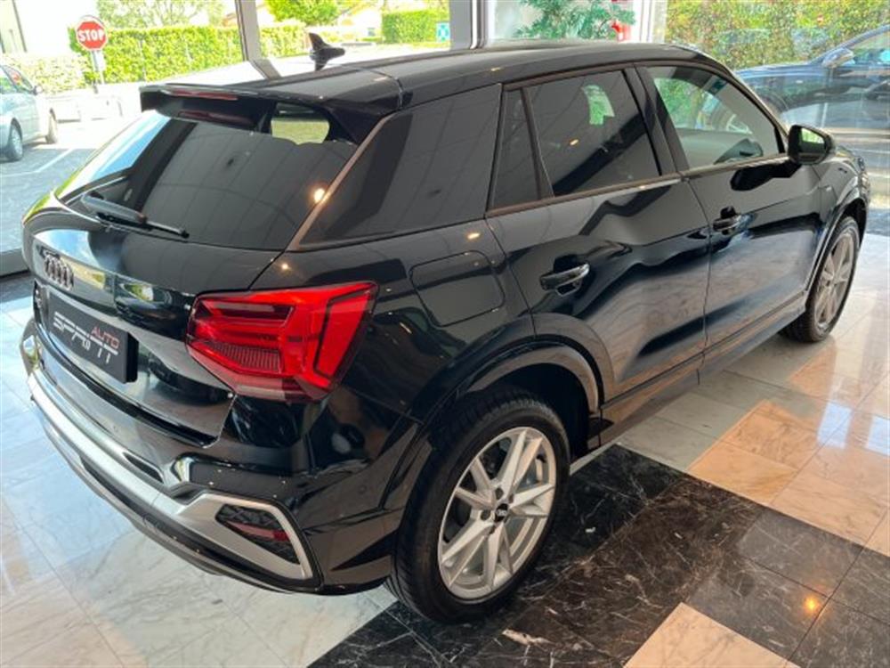 Q2 Q2 35 TFSI 150CV S-TRON