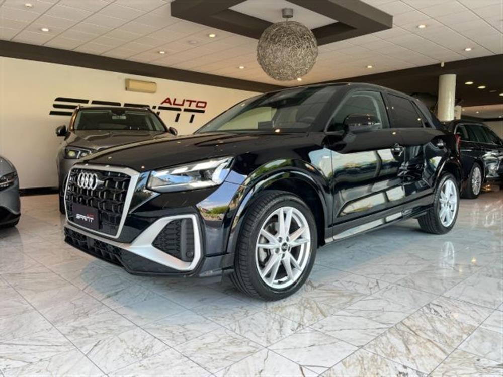 Q2 Q2 35 TFSI 150CV S-TRON