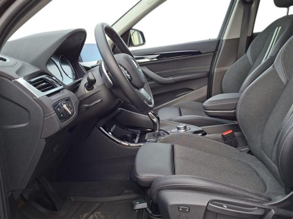 X1 X1 xDrive18d Sportline