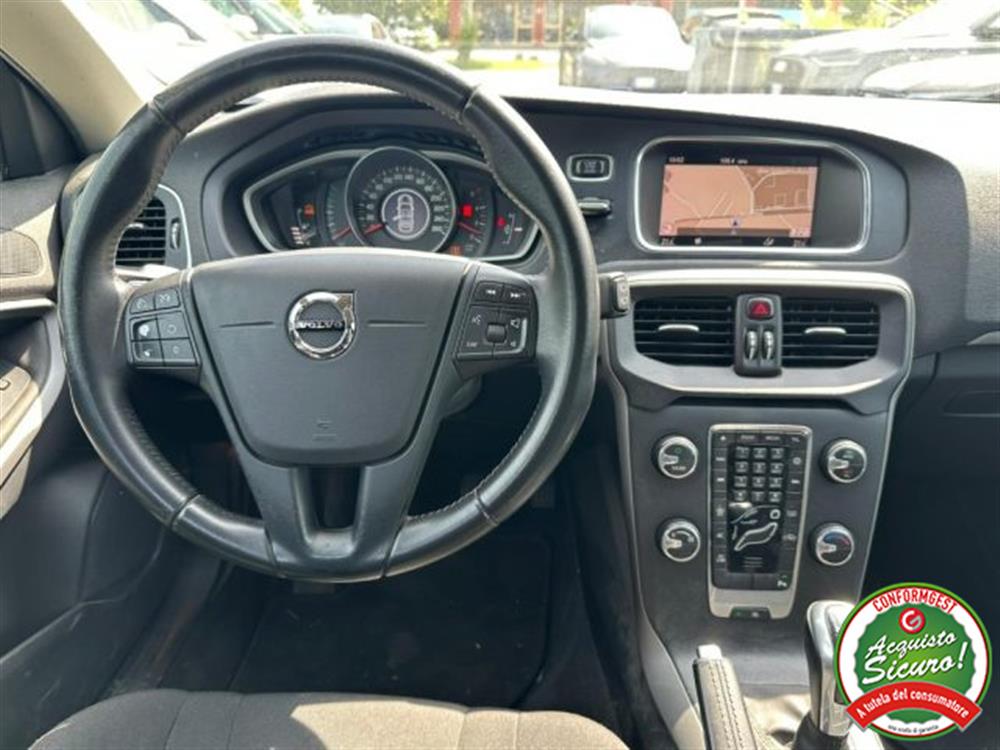 V40 V40 D2 Business