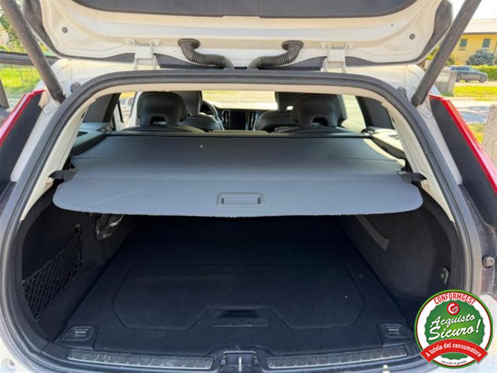 V60 Cross Country V60 Cross Country D4 AWD Geartronic Pr