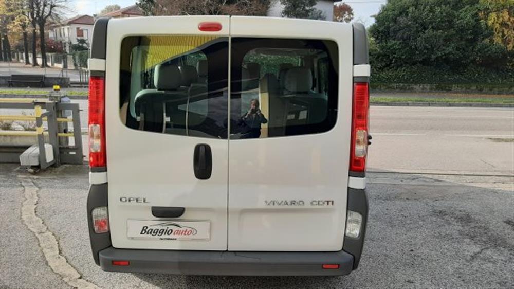 Vivaro Vivaro 27 2.0 CDTI 120CV AU