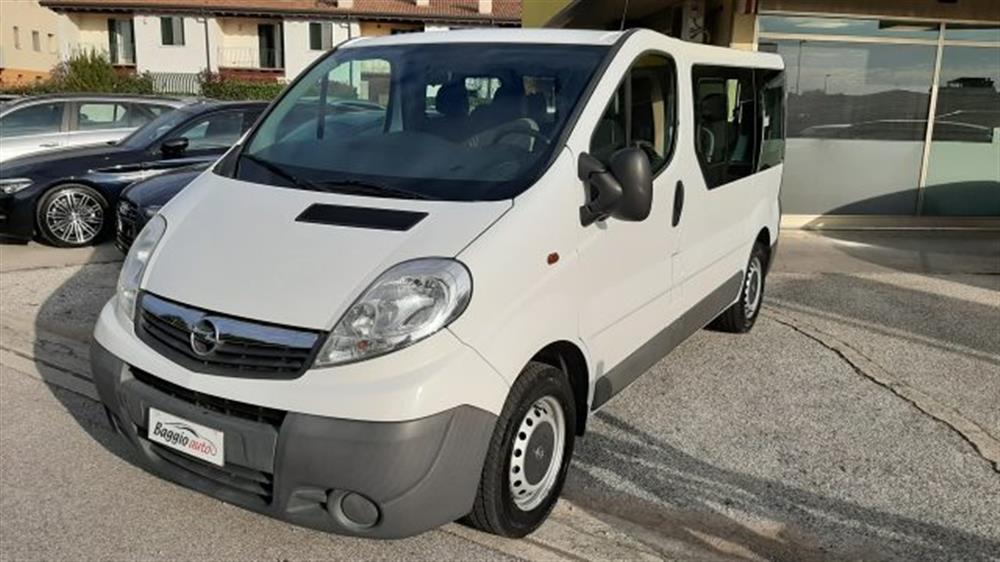 Vivaro Vivaro 27 2.0 CDTI 120CV AU
