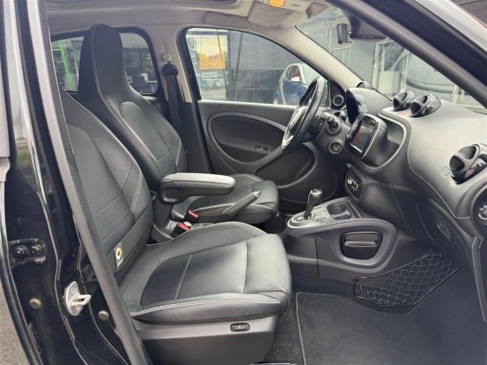 ForFour ForFour BRABUS 0.9 109 CV CA