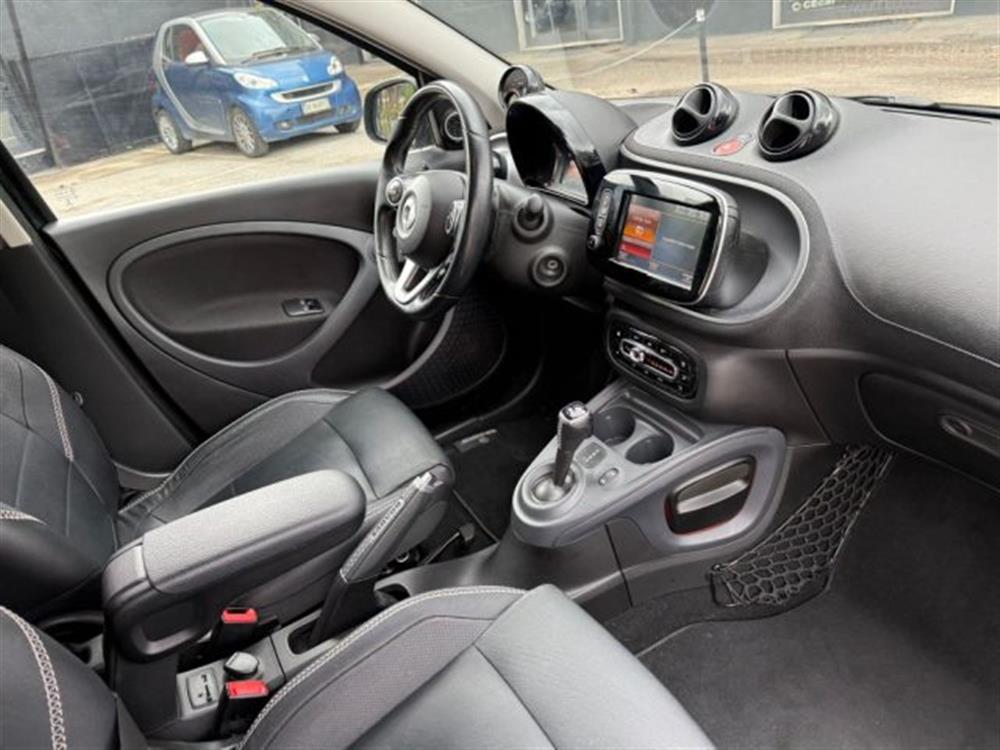 ForFour ForFour BRABUS 0.9 109 CV CA