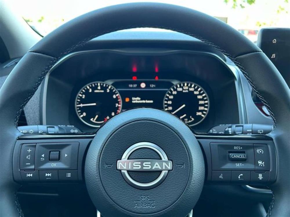 Qashqai Qashqai ACENTA MHYB 140CV MT